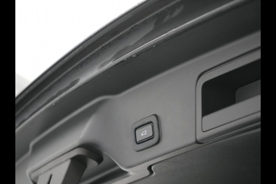 Land Rover Range Rover Evoque NIEUW MODEL P250 AWD R-Dynamic SE 250pk Dealer O.H | Panodak | Head Up | 360 Camera | Lederen Sportstoelen Memory & Verwarmd | Stuur Verwarmd | Apple Carplay | Navigatie | Blis | Keyless | Virtual | DAB |