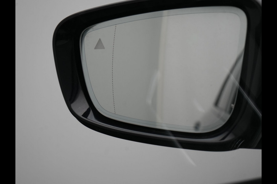 BMW 3 Serie Touring 330e xDrive Sportline Plug In Hybrid 293pk Dealer O.H. PHEV | Panodak | Head Up | Adaptive Cruise | Laser LED | Harman & Kardon | Lederen Sportstoelen Memory & Verwarmd | Sfeerverlichting | Virtual | Navigatie |