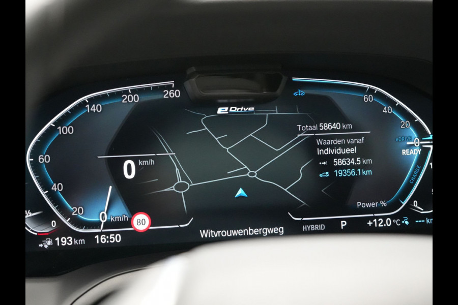 BMW 3 Serie Touring 330e xDrive Sportline Plug In Hybrid 293pk Dealer O.H. PHEV | Panodak | Head Up | Adaptive Cruise | Laser LED | Harman & Kardon | Lederen Sportstoelen Memory & Verwarmd | Sfeerverlichting | Virtual | Navigatie |