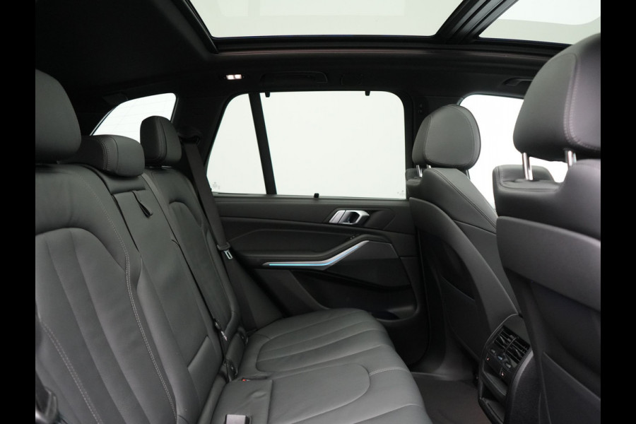 BMW X5 xDrive45e High Executive Plug In Hybrid 395pk Dealer O.H PHEV | Trekhaak Af Fabriek | Luchtvering | Panodak | Head Up | Adaptive Cruise | 360 Camera | Adaptief Onderstel | Lederen Sportstoelen Memory & Verwarmd | Apple Carplay | Sfee