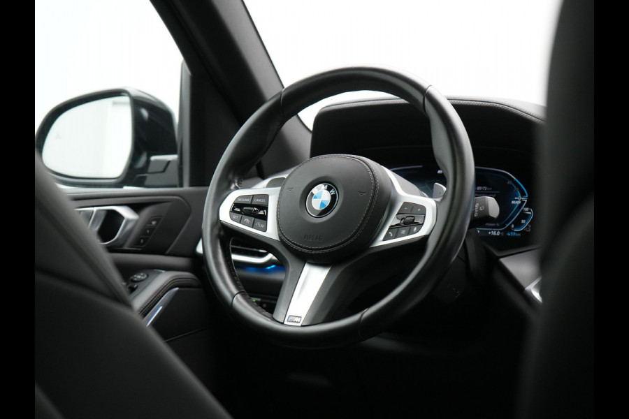 BMW X5 xDrive45e High Executive Plug In Hybrid 395pk Dealer O.H PHEV | Trekhaak Af Fabriek | Luchtvering | Panodak | Head Up | Adaptive Cruise | 360 Camera | Adaptief Onderstel | Lederen Sportstoelen Memory & Verwarmd | Apple Carplay | Sfee