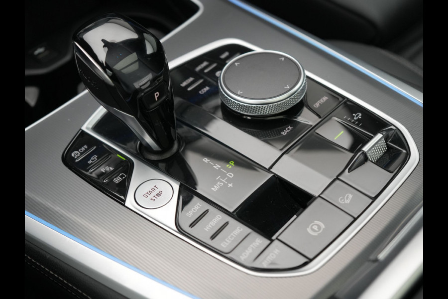BMW X5 xDrive45e High Executive Plug In Hybrid 395pk Dealer O.H PHEV | Trekhaak Af Fabriek | Luchtvering | Panodak | Head Up | Adaptive Cruise | 360 Camera | Adaptief Onderstel | Lederen Sportstoelen Memory & Verwarmd | Apple Carplay | Sfee