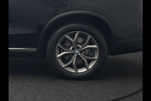 BMW X5 xDrive45e High Executive Plug In Hybrid 395pk Dealer O.H PHEV | Trekhaak Af Fabriek | Luchtvering | Panodak | Head Up | Adaptive Cruise | 360 Camera | Adaptief Onderstel | Lederen Sportstoelen Memory & Verwarmd | Apple Carplay | Sfee