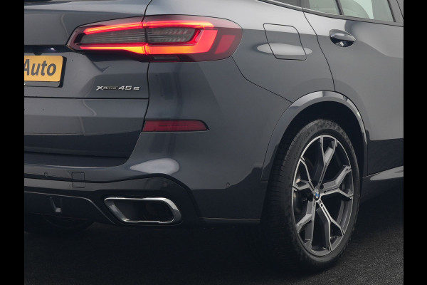 BMW X5 xDrive45e M Sport Plug In Hybrid 395pk Dealer O.H. PHEV | Trekhaak Af Fabriek | Panodak | Soft Close | Luchtvering | 360 Camera | Adaptive Cruise | Harman & Kardon | Lederen Comfortstoelen Memory & Verwarmd | Blis | M Sportstuur Verwarmd |