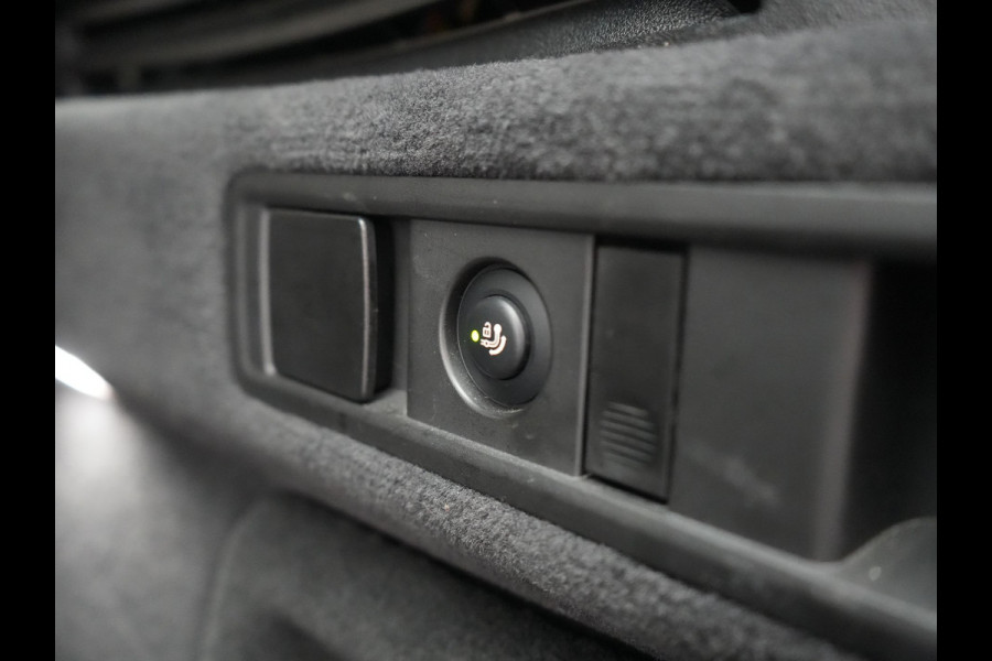 BMW X5 xDrive45e M Sport Plug In Hybrid 395pk Dealer O.H. PHEV | Trekhaak Af Fabriek | Panodak | Soft Close | Luchtvering | 360 Camera | Adaptive Cruise | Harman & Kardon | Lederen Comfortstoelen Memory & Verwarmd | Blis | M Sportstuur Verwarmd |