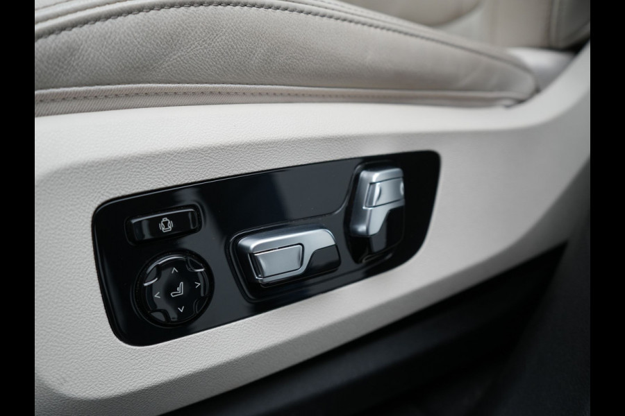 BMW X5 xDrive45e M Sport Plug In Hybrid 395pk Dealer O.H. PHEV | Trekhaak Af Fabriek | Panodak | Soft Close | Luchtvering | 360 Camera | Adaptive Cruise | Harman & Kardon | Lederen Comfortstoelen Memory & Verwarmd | Blis | M Sportstuur Verwarmd |