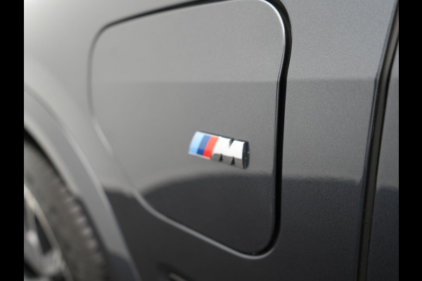 BMW X5 xDrive45e M Sport Plug In Hybrid 395pk Dealer O.H. PHEV | Trekhaak Af Fabriek | Panodak | Soft Close | Luchtvering | 360 Camera | Adaptive Cruise | Harman & Kardon | Lederen Comfortstoelen Memory & Verwarmd | Blis | M Sportstuur Verwarmd |