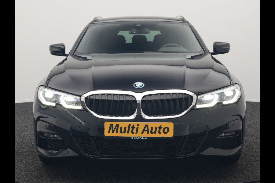 BMW 3 Serie Touring 330e M Sport Plug In Hybrid 292pk Dealer O.H PHEV | Trekhaak Af Fabriek | Adaptive Onderstel | Adaptive Cruise | Laser LED | Sportstoelen Verwarmd | Sfeerverlichting | Apple Carplay | Camera | Virtual | Navigatie | DAB |