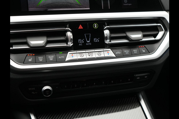 BMW 3 Serie Touring 330e M Sport Plug In Hybrid 292pk Dealer O.H PHEV | Trekhaak Af Fabriek | Adaptive Onderstel | Adaptive Cruise | Laser LED | Sportstoelen Verwarmd | Sfeerverlichting | Apple Carplay | Camera | Virtual | Navigatie | DAB |