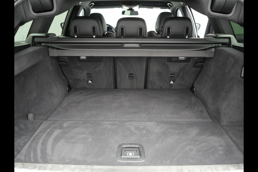 BMW 3 Serie Touring 330e M Sport Plug In Hybrid 292pk Dealer O.H PHEV | Trekhaak Af Fabriek | Adaptive Onderstel | Adaptive Cruise | Laser LED | Sportstoelen Verwarmd | Sfeerverlichting | Apple Carplay | Camera | Virtual | Navigatie | DAB |