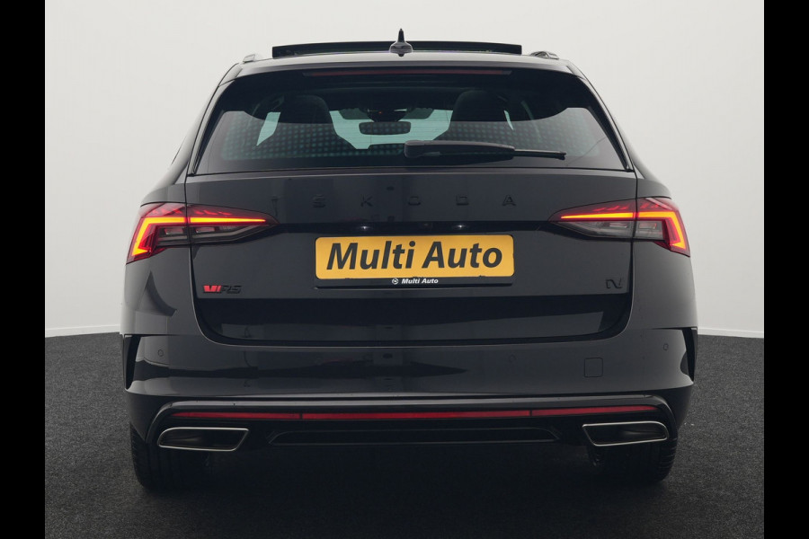 Škoda Octavia Combi 1.4 TSI RS iV Plug In Hybrid 245pk Dealer O.H. PHEV | Panodak | Head Up | Adaptive Cruise | Apple Carplay | Canton Audio | Crystal LED | RS Sportstoelen Verwarmd | Keyless | Front & Lane Assist | Sportstuur Verwarmd | Navigatie | DAB |