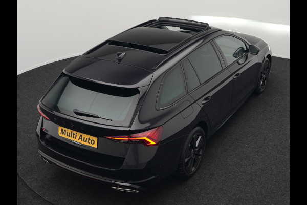 Škoda Octavia Combi 1.4 TSI RS iV Plug In Hybrid 245pk Dealer O.H. PHEV | Panodak | Head Up | Adaptive Cruise | Apple Carplay | Canton Audio | Crystal LED | RS Sportstoelen Verwarmd | Keyless | Front & Lane Assist | Sportstuur Verwarmd | Navigatie | DAB |