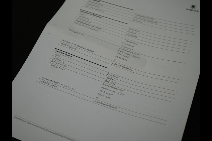 Škoda Octavia Combi 1.4 TSI RS iV Plug In Hybrid 245pk Dealer O.H. PHEV | Panodak | Head Up | Adaptive Cruise | Apple Carplay | Canton Audio | Crystal LED | RS Sportstoelen Verwarmd | Keyless | Front & Lane Assist | Sportstuur Verwarmd | Navigatie | DAB |