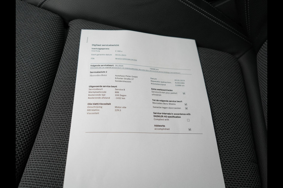 Mercedes-Benz E-Klasse Estate 300 e Avantgarde Plug In Hybrid 320pk Dealer O.H PHEV | Widescreen | Sfeerverlichting | Lederen Sportstoelen Verwarmd | Apple Carplay | Camera | Cruise Control |  Navigatie | DAB |