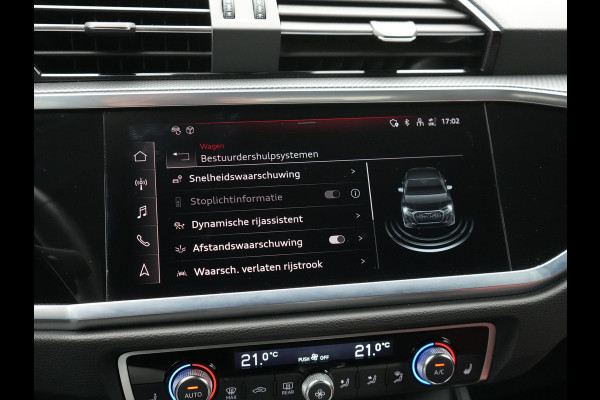 Audi Q3 Sportback 45 TFSI e S Line Plug In Hybrid 245pk Dealer O.H PHEV | Panodak | Adaptive Cruise | Lederen Sportstoelen Memory & Verwarmd | Sfeerverlichting | Camera | Virtual | Blis | Navigatie | DAB |