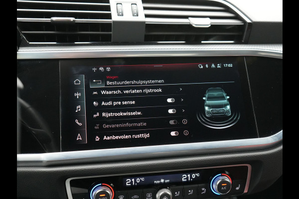 Audi Q3 Sportback 45 TFSI e S Line Plug In Hybrid 245pk Dealer O.H PHEV | Panodak | Adaptive Cruise | Lederen Sportstoelen Memory & Verwarmd | Sfeerverlichting | Camera | Virtual | Blis | Navigatie | DAB |