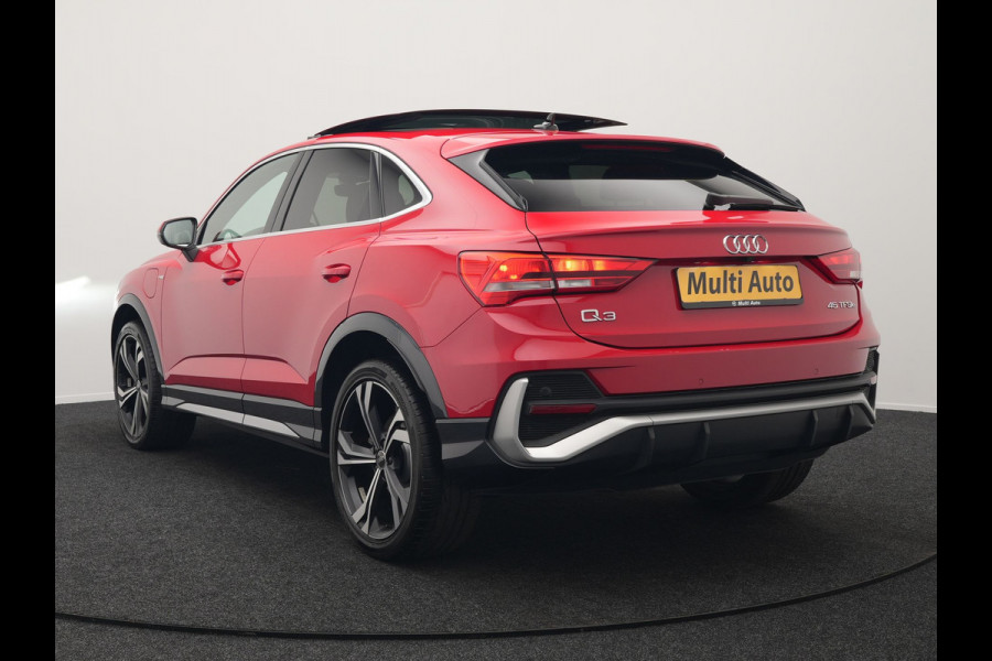 Audi Q3 Sportback 45 TFSI e S Line Plug In Hybrid 245pk Dealer O.H PHEV | Panodak | Adaptive Cruise | Lederen Sportstoelen Memory & Verwarmd | Sfeerverlichting | Camera | Virtual | Blis | Navigatie | DAB |