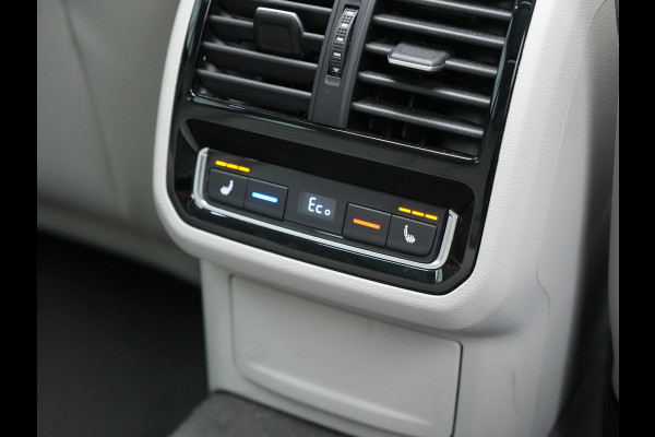 Volkswagen Passat Variant 1.4 TSI PHEV GTE Highline Plug In Hyrbid 218pk Dealer O.H PHEV | Panodak | Adaptive Cruise | Alcantara Sportstoelen Massage & Verwarmd | Apple Carplay | Camera | Virtual | Navigatie | Keyless | Blis | DAB |