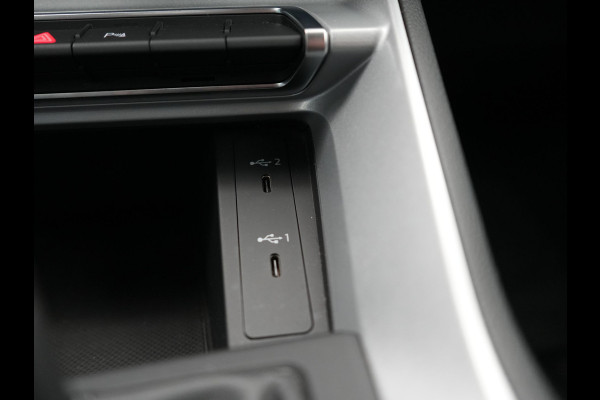Audi Q3 Sportback 45 TFSI e S Line Plug In Hybrid 245pk Dealer O.H PHEV | Matrix LED | Cruise Control | Sonos Soundsystem | Apple Carplay | Lane Assist | Lederen Sportstoelen Verwarmd | L.M. 20" |