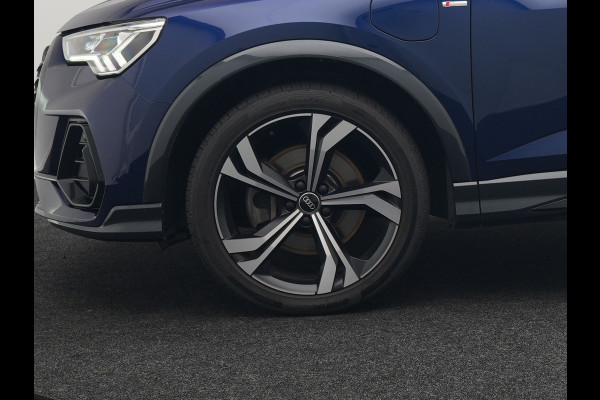 Audi Q3 Sportback 45 TFSI e S Line Plug In Hybrid 245pk Dealer O.H PHEV | Matrix LED | Cruise Control | Sonos Soundsystem | Apple Carplay | Lane Assist | Lederen Sportstoelen Verwarmd | L.M. 20" |