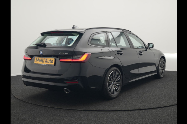 BMW 3 Serie Touring 330e xDrive M Sportline Plug In Hybrid 293pk Dealer O.H PHEV | Panodak | Head Up | Sportstoelen   | 18"L.M | Apple Carplay | Navigatie | DAB |