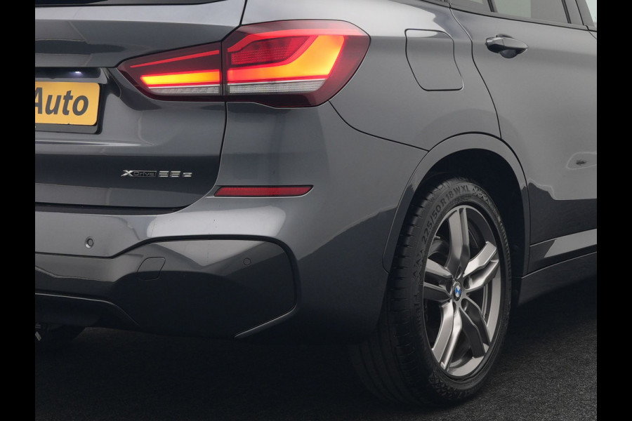 BMW X1 xDrive25e M Sport Plug In Hybrid 221pk PHEV | Trekhaak | Lederen Sportstoelen Verwarmd | Cruise Control | Camera | Sfeerverlichting | Navigatie | DAB |