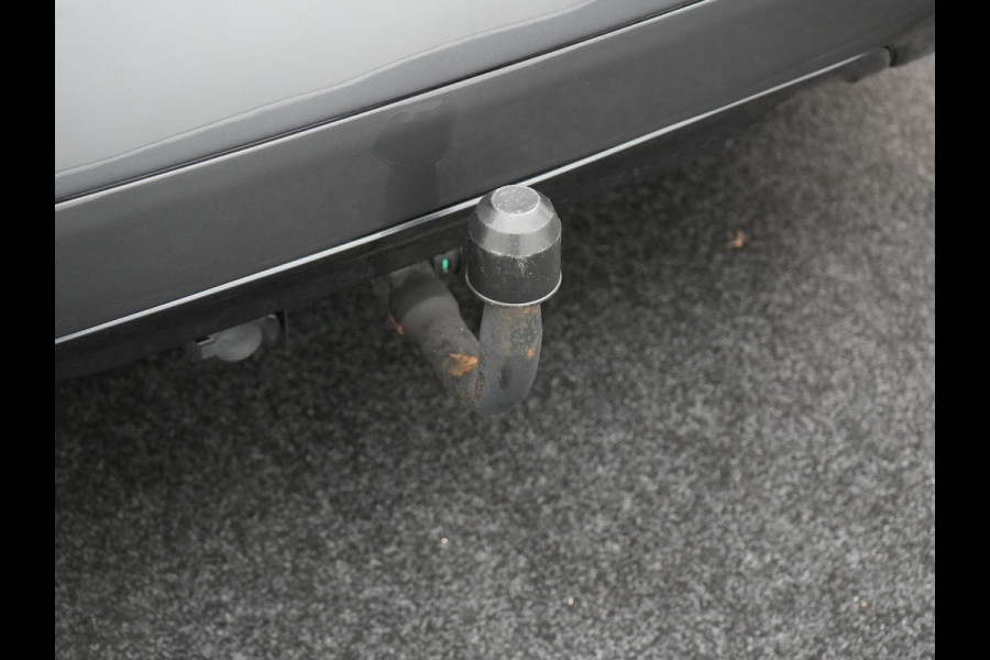 BMW X1 xDrive25e M Sport Plug In Hybrid 221pk PHEV | Trekhaak | Lederen Sportstoelen Verwarmd | Cruise Control | Camera | Sfeerverlichting | Navigatie | DAB |