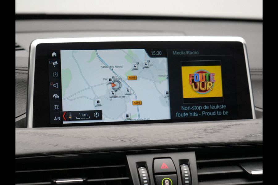 BMW X1 xDrive25e M Sport Plug In Hybrid 221pk PHEV | Trekhaak | Lederen Sportstoelen Verwarmd | Cruise Control | Camera | Sfeerverlichting | Navigatie | DAB |