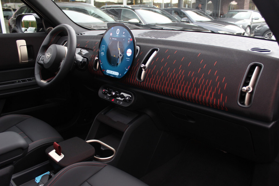 MINI Countryman 2.0 S ALL4 John Cooper Works XL / Trekhaak / Panoramadak / 360Camera / Head-up / Harman Kardon / 20'' / Leder / Memory seats / Sfeerverlichting / LED / CarPlay / Stuur+Stoelverwarming / Dodehoek / DAB / ACC