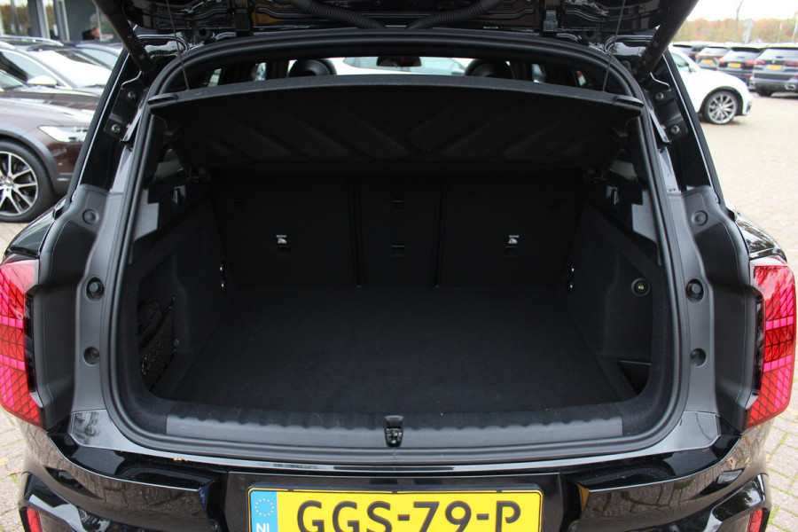 MINI Countryman 2.0 S ALL4 John Cooper Works XL / Trekhaak / Panoramadak / 360Camera / Head-up / Harman Kardon / 20'' / Leder / Memory seats / Sfeerverlichting / LED / CarPlay / Stuur+Stoelverwarming / Dodehoek / DAB / ACC