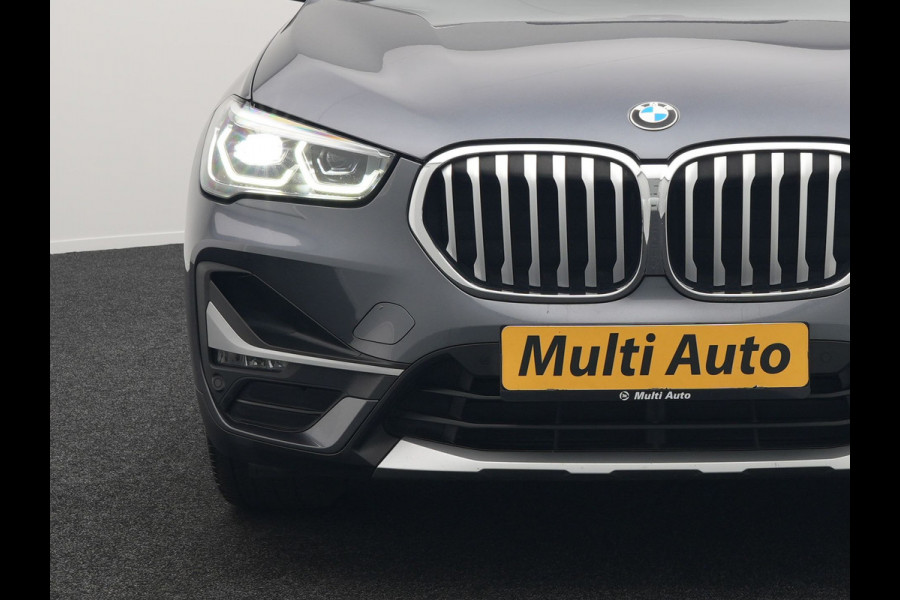BMW X1 xDrive25e xLine Plug In Hybrid 222pk Dealer O.H PHEV | Panodak | Sfeerverlichting | Lederen Sportstoelen Verwarmd | Cruise Control | Camera | Navigatie | LED | DAB |