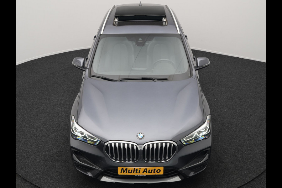 BMW X1 xDrive25e xLine Plug In Hybrid 222pk Dealer O.H PHEV | Panodak | Sfeerverlichting | Lederen Sportstoelen Verwarmd | Cruise Control | Camera | Navigatie | LED | DAB |