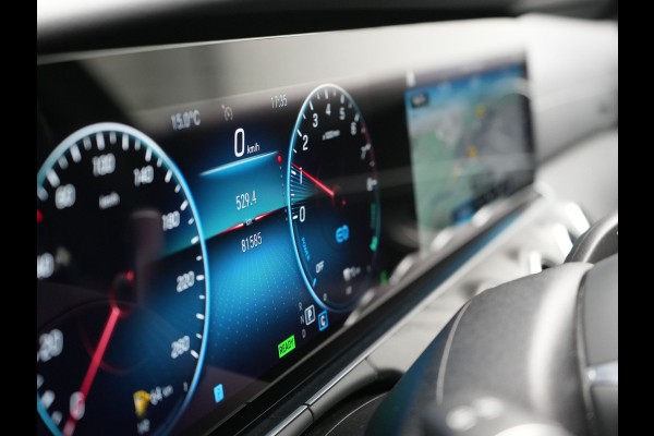Mercedes-Benz E-Klasse Estate 300 e AMG Line Plug In Hybrid 320pk Dealer O.H PHEV | Alcantara Sportstoelen Verwarmd |  Widescreen Navi | Apple Carplay | BLIS | Sfeerverlichting | Camera |
