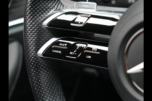 Mercedes-Benz E-Klasse Estate 300 e AMG Line Plug In Hybrid 320pk Dealer O.H PHEV | Alcantara Sportstoelen Verwarmd |  Widescreen Navi | Apple Carplay | BLIS | Sfeerverlichting | Camera |