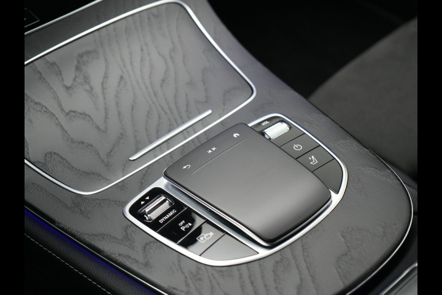 Mercedes-Benz E-Klasse Estate 300 e AMG Line Plug In Hybrid 320pk Dealer O.H PHEV | Alcantara Sportstoelen Verwarmd |  Widescreen Navi | Apple Carplay | BLIS | Sfeerverlichting | Camera |
