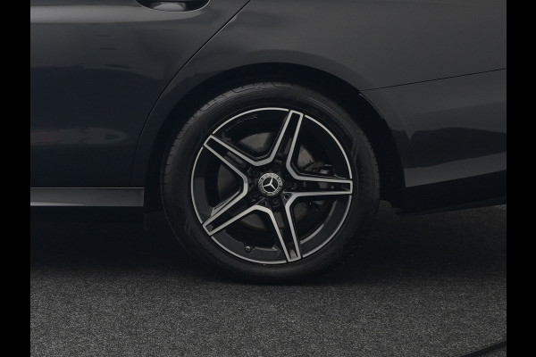 Mercedes-Benz E-Klasse Estate 300 e AMG Line Plug In Hybrid 320pk Dealer O.H PHEV | Alcantara Sportstoelen Verwarmd |  Widescreen Navi | Apple Carplay | BLIS | Sfeerverlichting | Camera |