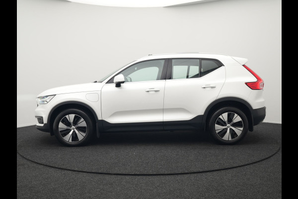Volvo XC40 T4 Recharge Inscription Plug In Hybrid 211pk Dealer O.H PHEV | Panodak | Adaptive Cruise | Apple Carplay | Stoelen & Stuur Verwarmd | Camera | Navigatie | Keyless | Virtual |  DAB |