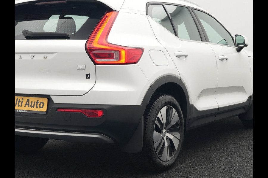 Volvo XC40 T4 Recharge Inscription Plug In Hybrid 211pk Dealer O.H PHEV | Panodak | Adaptive Cruise | Apple Carplay | Stoelen & Stuur Verwarmd | Camera | Navigatie | Keyless | Virtual |  DAB |
