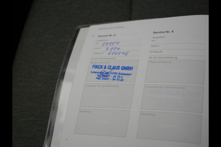 Volvo XC40 T4 Recharge Inscription Plug In Hybrid 211pk Dealer O.H PHEV | Panodak | Adaptive Cruise | Apple Carplay | Stoelen & Stuur Verwarmd | Camera | Navigatie | Keyless | Virtual |  DAB |
