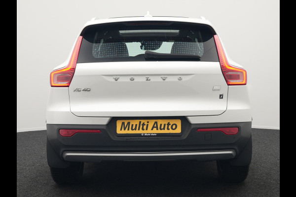 Volvo XC40 T4 Recharge Inscription Plug In Hybrid 211pk Dealer O.H PHEV | Panodak | Adaptive Cruise | Apple Carplay | Stoelen & Stuur Verwarmd | Camera | Navigatie | Keyless | Virtual |  DAB |