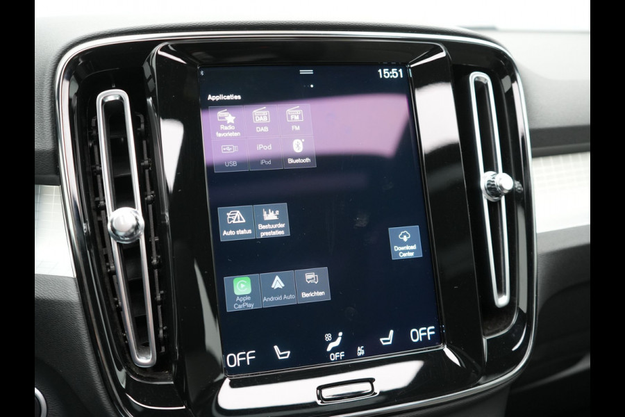 Volvo XC40 T4 Recharge Inscription Plug In Hybrid 211pk Dealer O.H PHEV | Panodak | Adaptive Cruise | Apple Carplay | Stoelen & Stuur Verwarmd | Camera | Navigatie | Keyless | Virtual |  DAB |