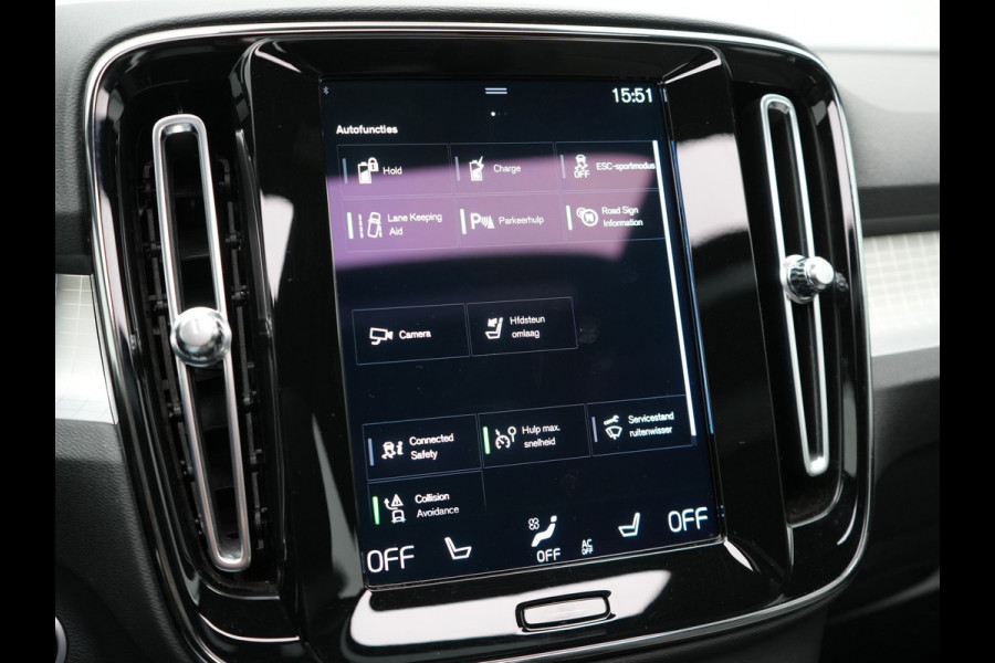 Volvo XC40 T4 Recharge Inscription Plug In Hybrid 211pk Dealer O.H PHEV | Panodak | Adaptive Cruise | Apple Carplay | Stoelen & Stuur Verwarmd | Camera | Navigatie | Keyless | Virtual |  DAB |