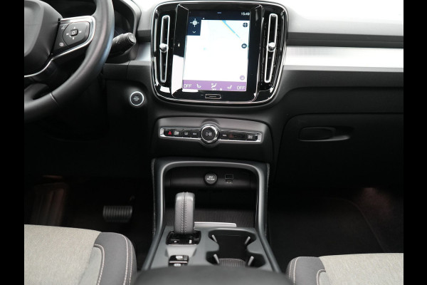 Volvo XC40 T4 Recharge Inscription Plug In Hybrid 211pk Dealer O.H PHEV | Panodak | Adaptive Cruise | Apple Carplay | Stoelen & Stuur Verwarmd | Camera | Navigatie | Keyless | Virtual |  DAB |