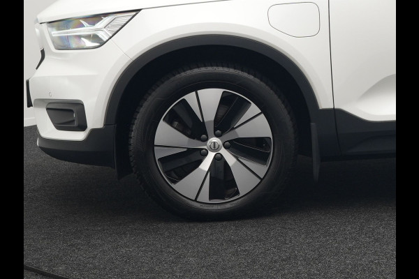 Volvo XC40 T4 Recharge Inscription Plug In Hybrid 211pk Dealer O.H PHEV | Panodak | Adaptive Cruise | Apple Carplay | Stoelen & Stuur Verwarmd | Camera | Navigatie | Keyless | Virtual |  DAB |