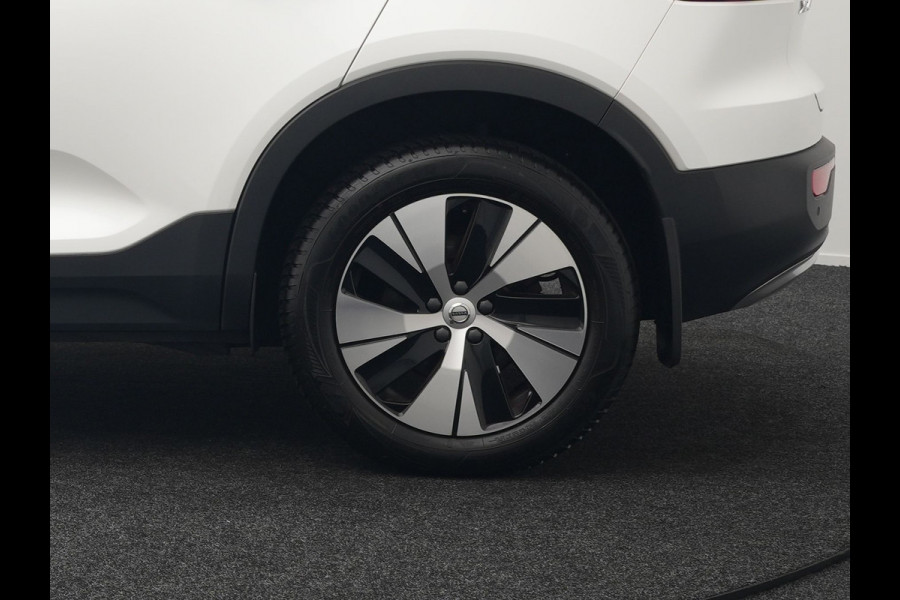 Volvo XC40 T4 Recharge Inscription Plug In Hybrid 211pk Dealer O.H PHEV | Panodak | Adaptive Cruise | Apple Carplay | Stoelen & Stuur Verwarmd | Camera | Navigatie | Keyless | Virtual |  DAB |