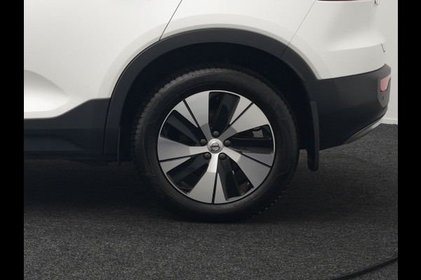 Volvo XC40 T4 Recharge Inscription Plug In Hybrid 211pk Dealer O.H PHEV | Panodak | Adaptive Cruise | Apple Carplay | Stoelen & Stuur Verwarmd | Camera | Navigatie | Keyless | Virtual |  DAB |