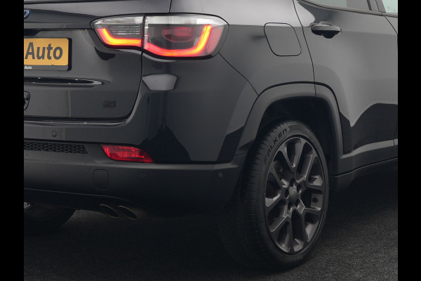 Jeep Compass 4xe 240 Electric S Plug In Hybrid 240pk Dealer O.H PHEV | Lederen Sportstoelen Memory & Verwarmd | Camera | Navigatie | Blis | Keyless | Stuur Verwarmd | Cruise Control | DAB |