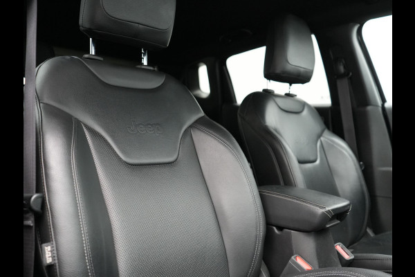 Jeep Compass 4xe 240 Electric S Plug In Hybrid 240pk Dealer O.H PHEV | Lederen Sportstoelen Memory & Verwarmd | Camera | Navigatie | Blis | Keyless | Stuur Verwarmd | Cruise Control | DAB |