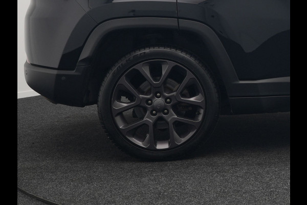 Jeep Compass 4xe 240 Electric S Plug In Hybrid 240pk Dealer O.H PHEV | Lederen Sportstoelen Memory & Verwarmd | Camera | Navigatie | Blis | Keyless | Stuur Verwarmd | Cruise Control | DAB |