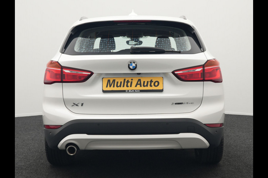 BMW X1 xDrive25e eDrive Edition Plug In Hybrid 220pk Dealer O.H PHEV | Adaptive Cruise | Head Up | Harman Kardon Sound | Stoelverwarming | Camera | Navigatie | DAB |